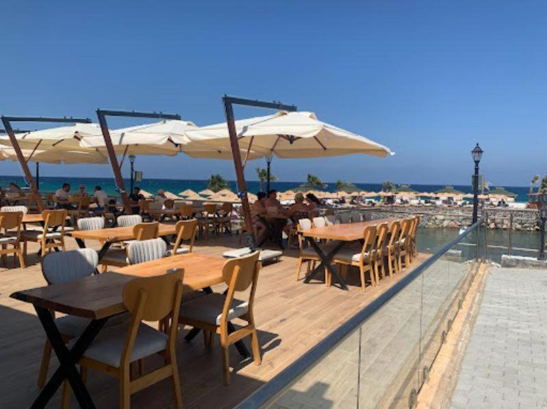 RIVERSIDE HOTEL&Pools&Beach Club Krini Exterior foto