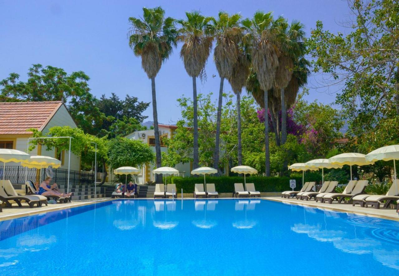 RIVERSIDE HOTEL&Pools&Beach Club Krini Exterior foto
