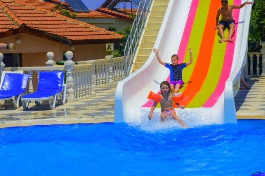 RIVERSIDE HOTEL&Pools&Beach Club Krini Exterior foto